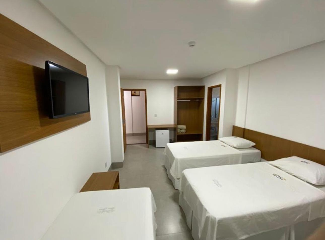 Hotel Coracao De J E S U S Trindade  Exteriör bild